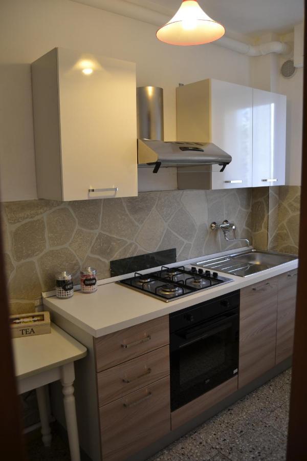 Da Fabio E Francesca - Holiday Apartment Verona Eksteriør billede